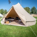 Tipi tent 2 persoons: €349, P.P. Circuit Camping