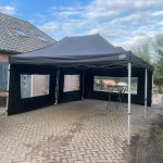 Easy up partytent 4,5 x 6 huren in Eindhoven bij Jarno Verhuur. Reserveer