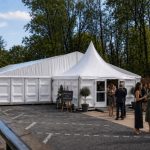 Feesttent tips Grootte, sfeer, decoratie en soorten