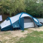 Review: Quechua Air Seconds 8.4 Fresh & Black, samen kamperen in een grote opblaasbare tent van Decathlon / Samen uit | mamavan4.nl