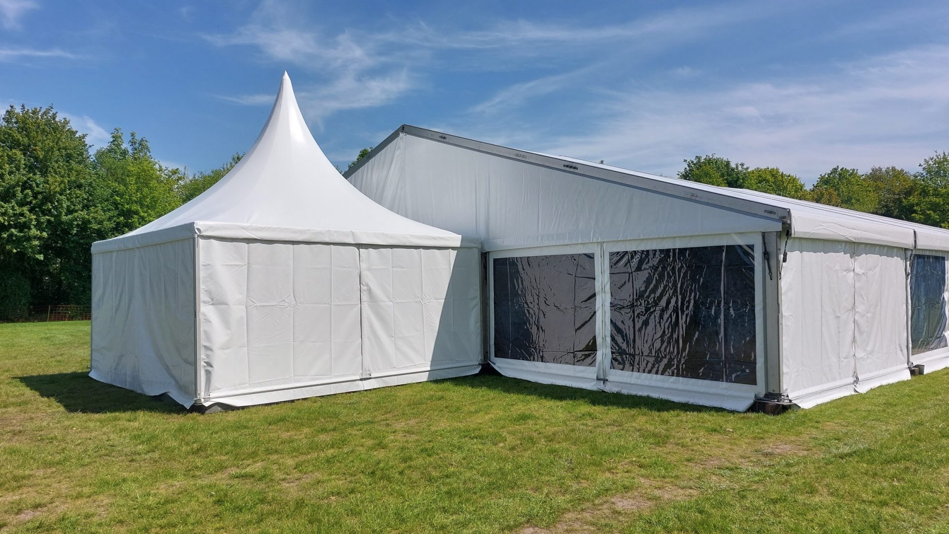 tentverhuur-634wbu-1.jpg Tentenverhuur Dalfsen Tentenverhuur Ter Horst - Afbeelding 1